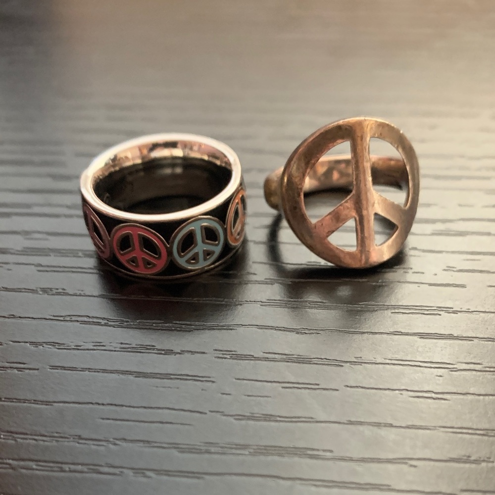 Coach peace rings